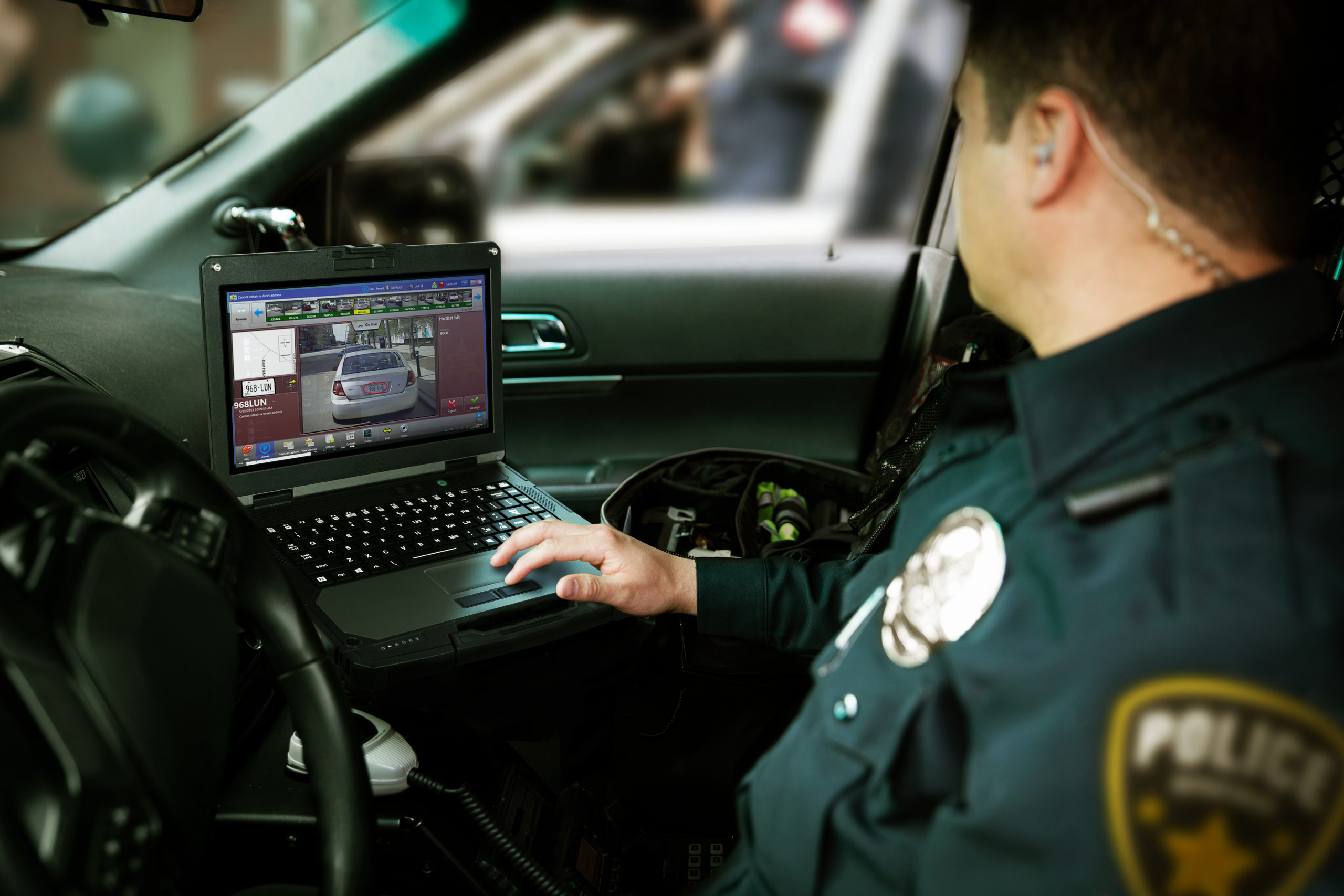 autovu-in-patrol-car copy